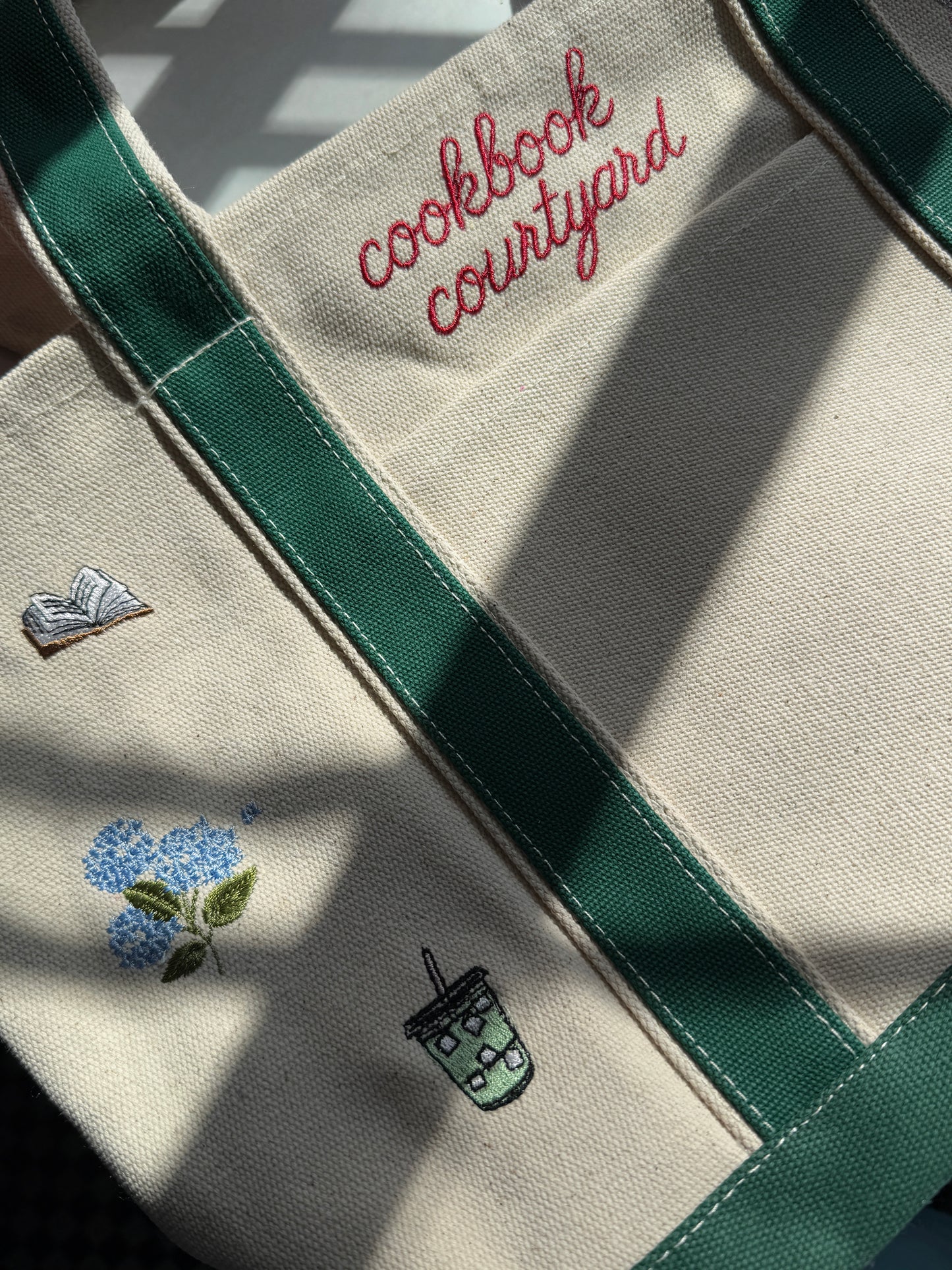 Cookbook Courtyard x Knotty But Sweet: The Farmer's Market Tote