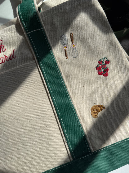 Cookbook Courtyard x Knotty But Sweet: The Farmer's Market Tote